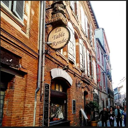 Au Pied Du Capitole-toulouse Centre-logement Jusqu'a 6 Personnes-parking Et Petit Dejeuner Inclus Apartamento Toulouse